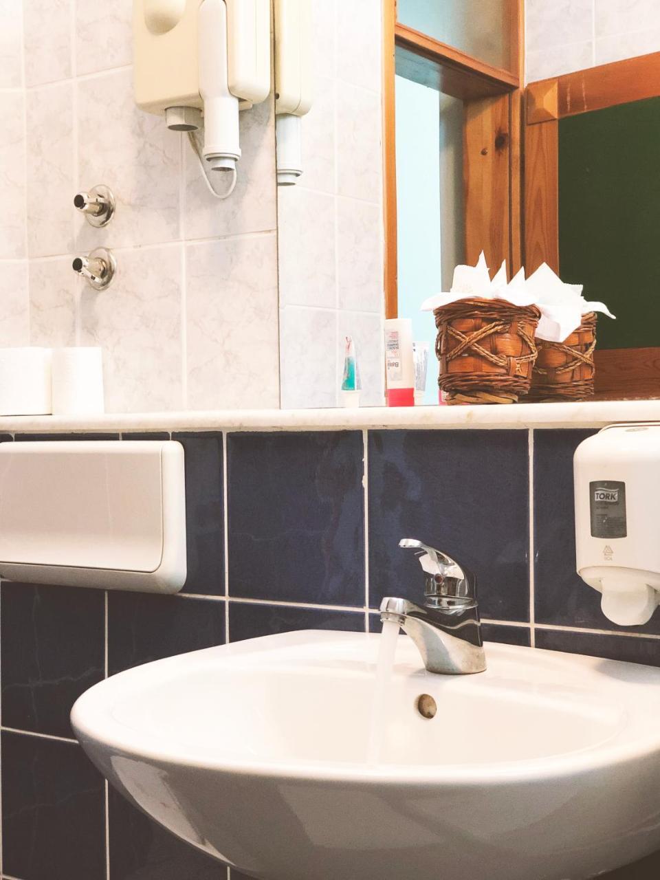 Imzit Dobrinja Guest house 3*