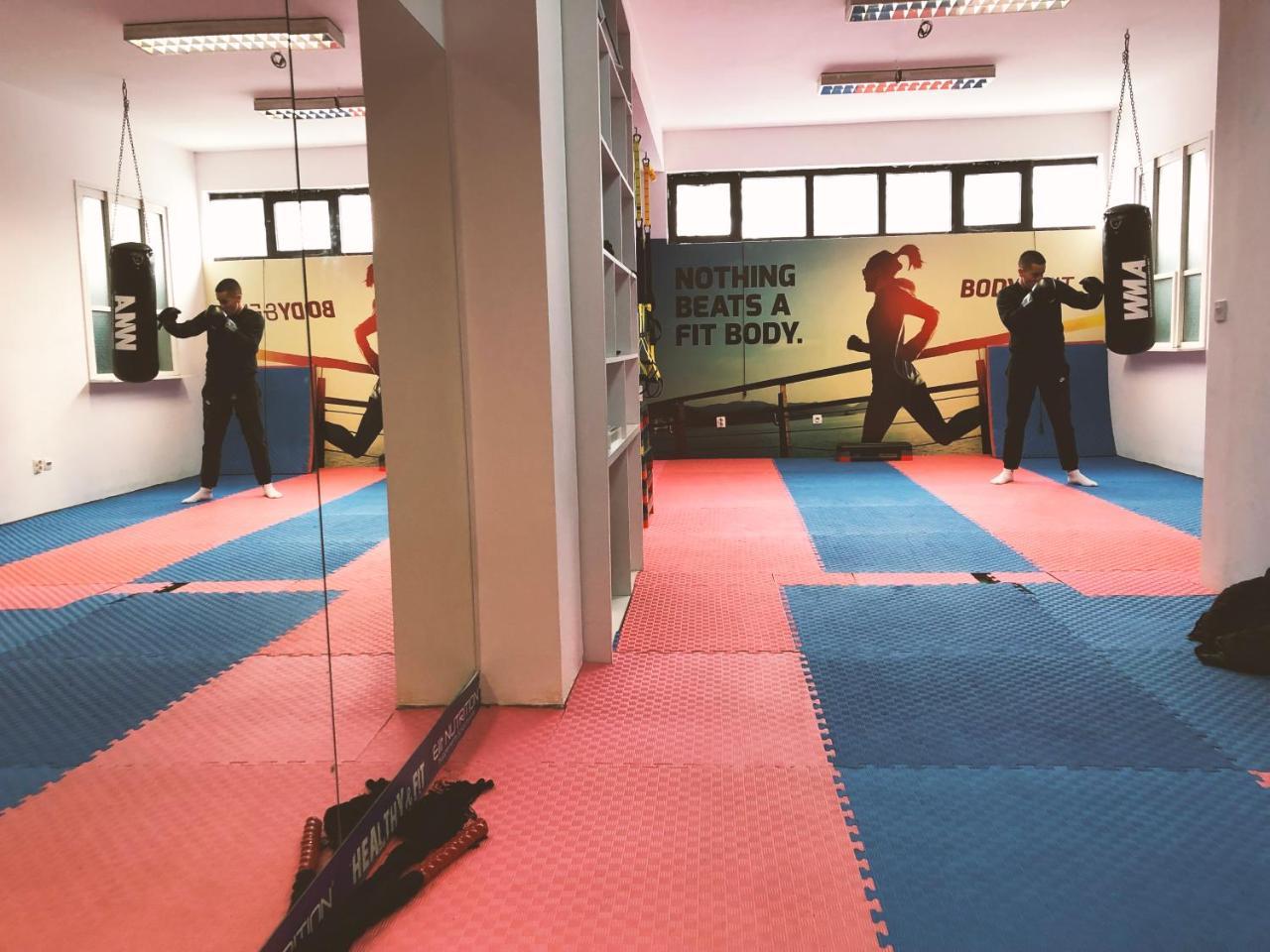 Imzit Dobrinja 3*